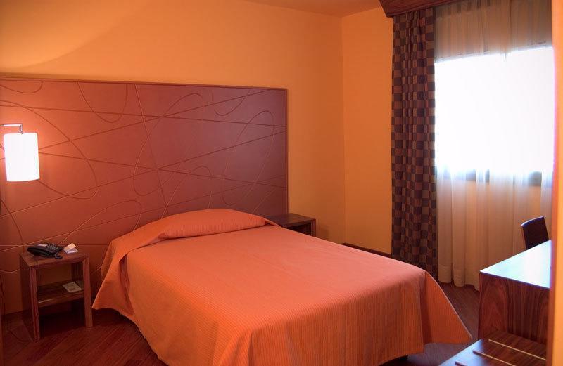 B&B Hotel Sassuolo Exteriör bild
